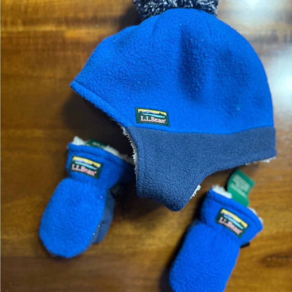 L.L. Bean Kids Fleece Hat and Mittens in Blue